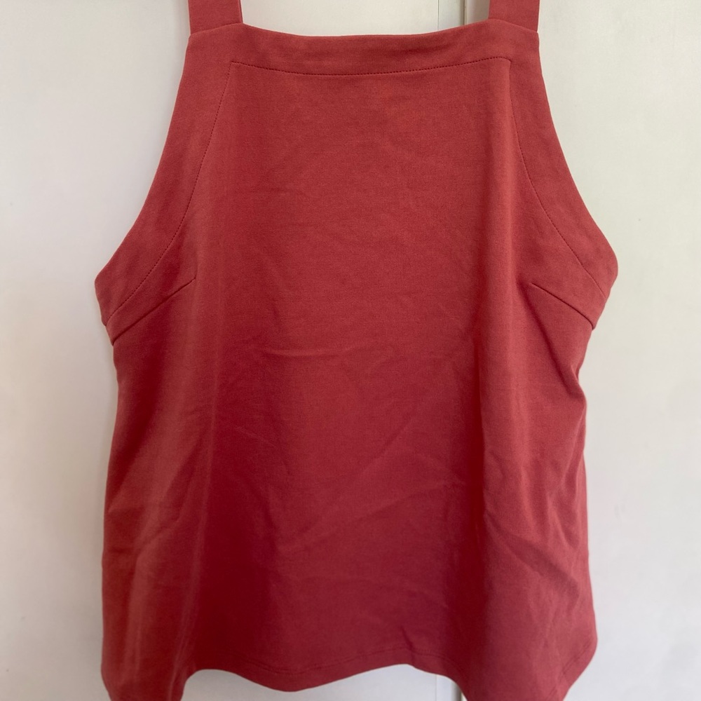 Soft pink, flowing blouse, lightly used, vintage. Valija Gitana boutique.